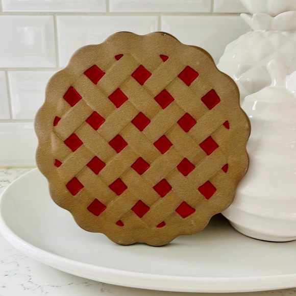 Crate&Barrel Pie Autumn Harvest Ceramic Trivet - Picture 1 of 10